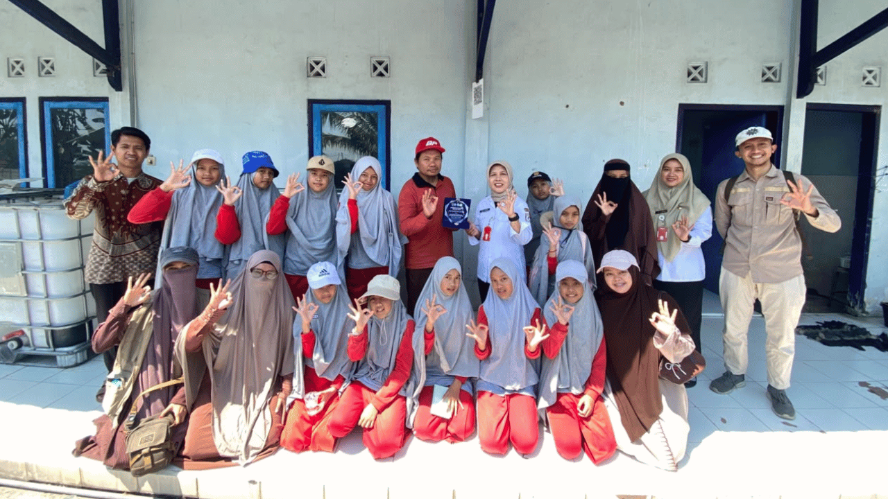 Serunya Belajar di Luar Kelas, Santri SD Quba Jelajahi Akuakultur hingga Water Fun Games