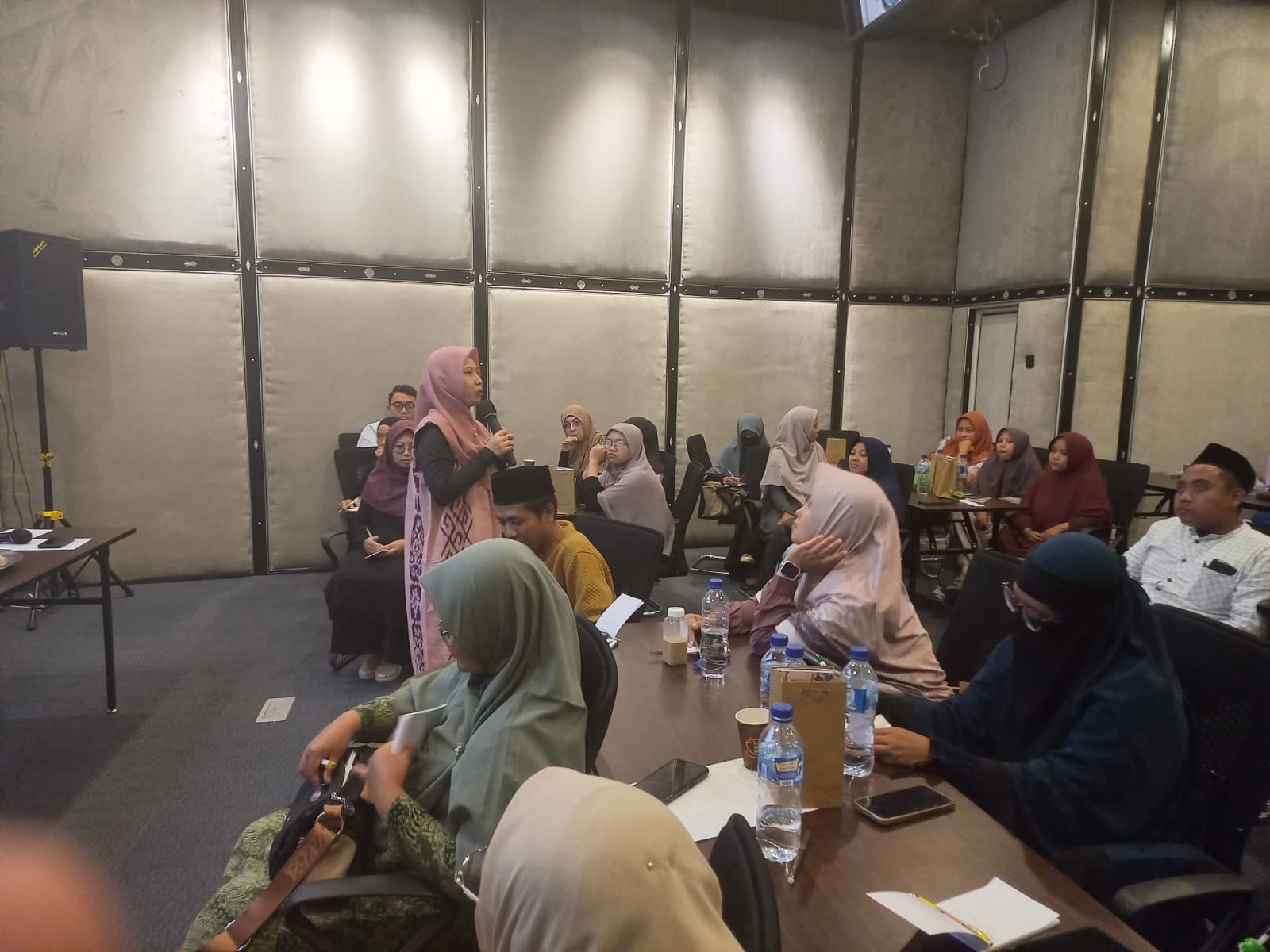 Seminar Strong Parents (NARSÉS) Bahrusysyifa'-Thinkplus: Kesehatan Mental Orang Tua Jadi Kunci Mengasuh Tanpa Beban