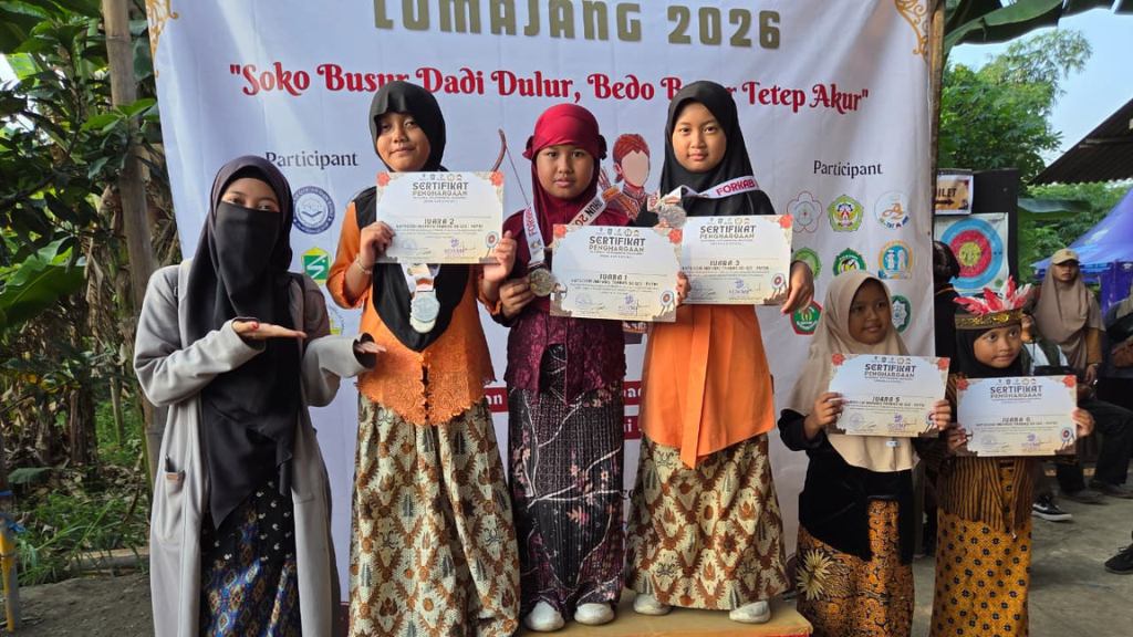 Dua Kali Berturut-turut, SD Quba Lumajang Sabet Juara Umum Panahan Tradisional FORKAB III Lumajang